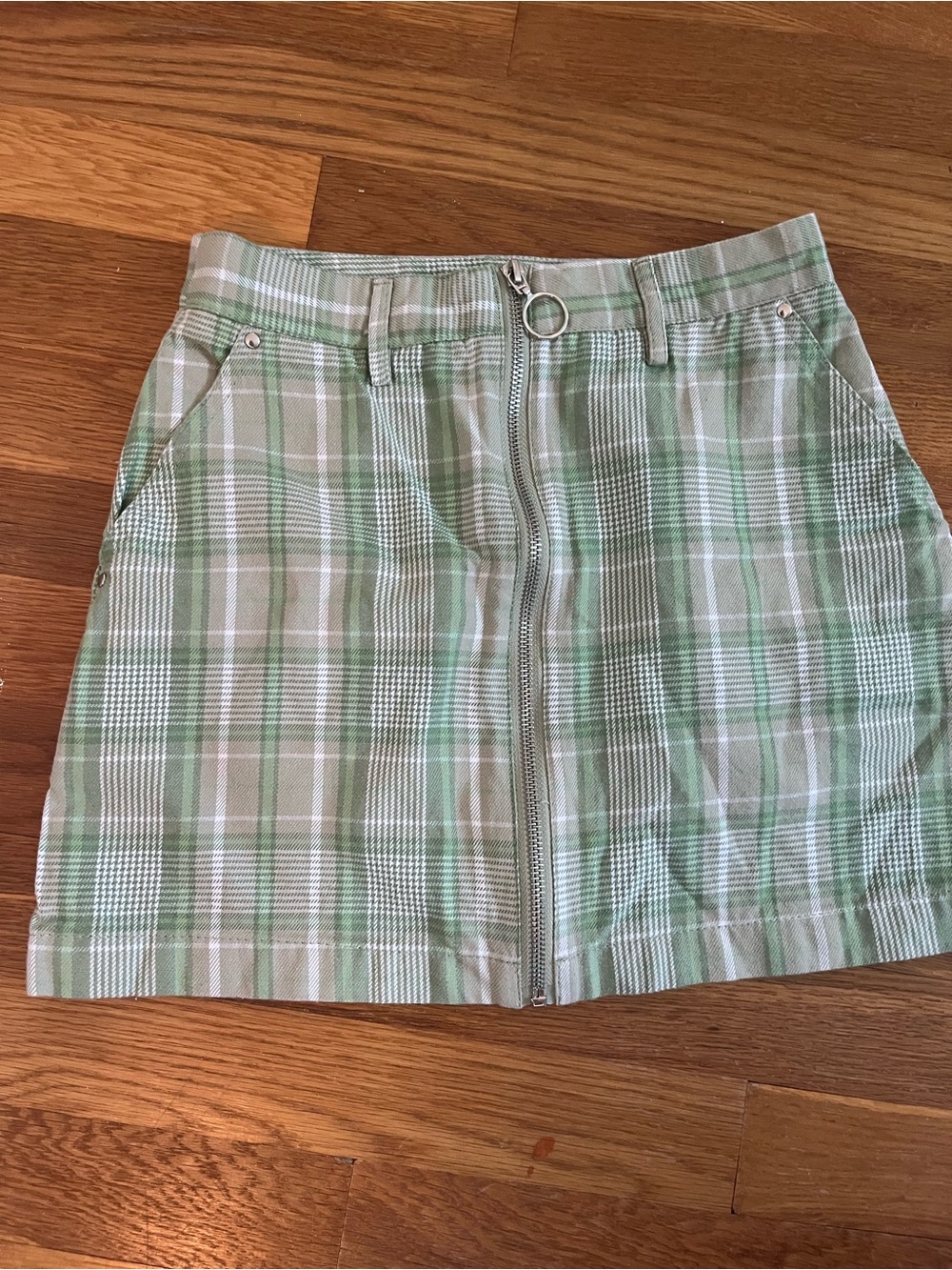 Forever 21 Green and Cream Plaid Zip-Front Mini Skirt